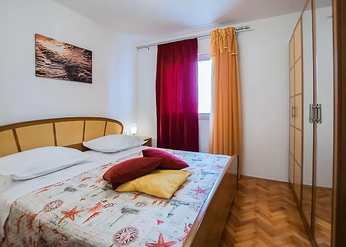 Antea Τρογκίρ